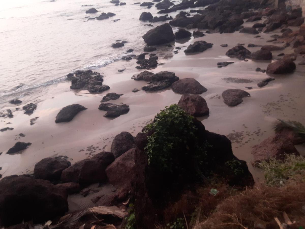 Om Ganesh Guest House Cliffside Arambol Dış mekan fotoğraf