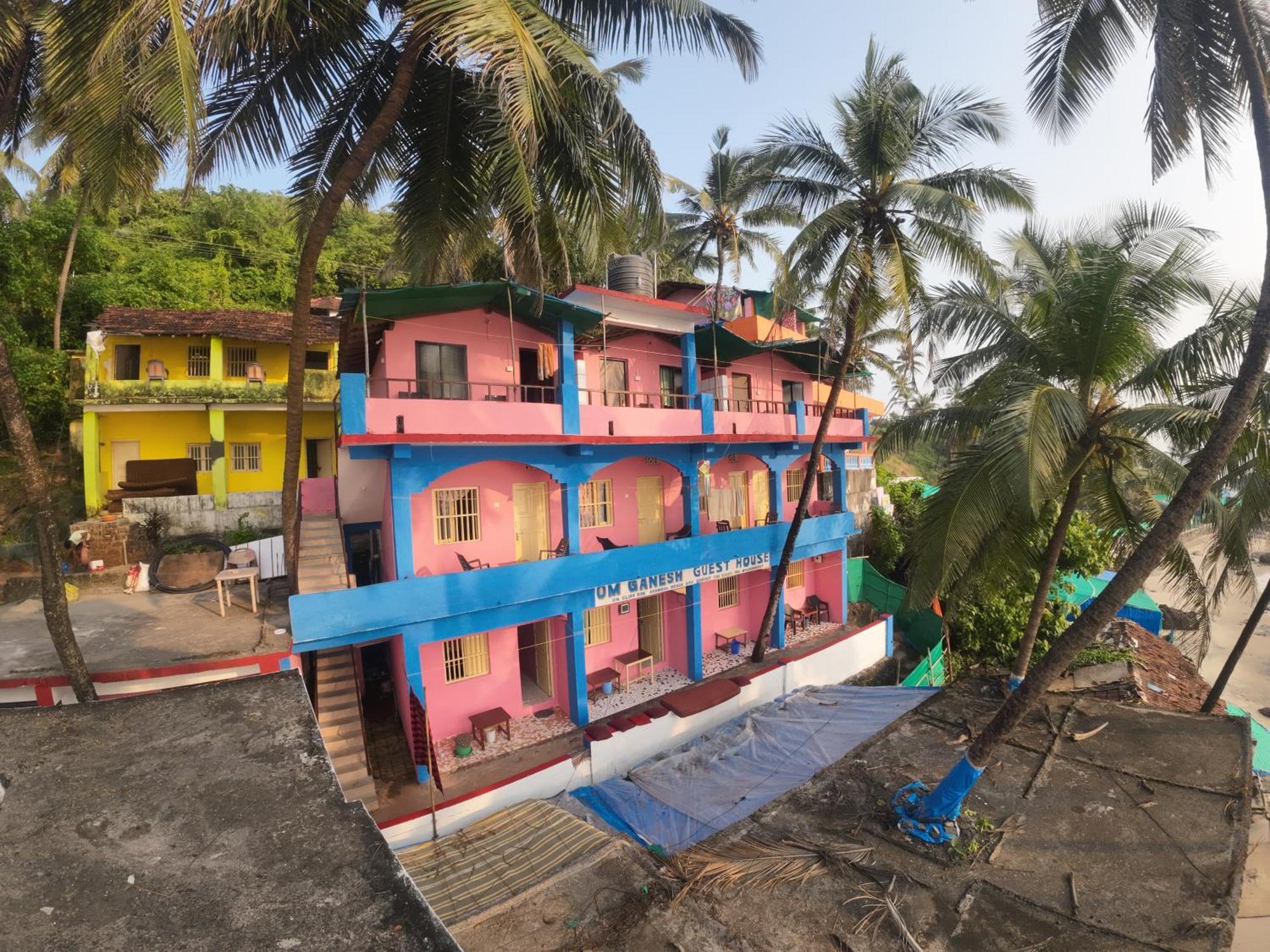 Om Ganesh Guest House Cliffside Arambol Dış mekan fotoğraf