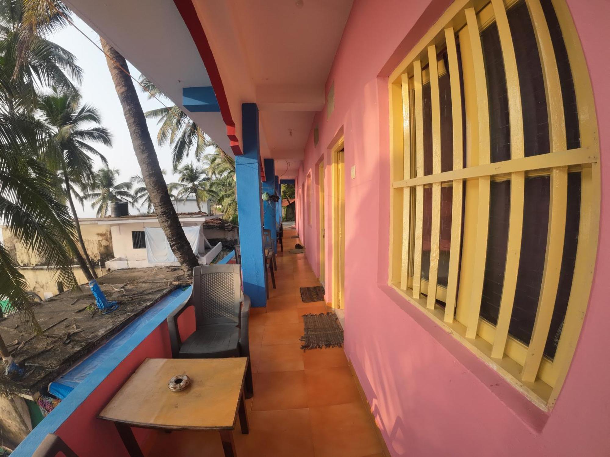 Om Ganesh Guest House Cliffside Arambol Dış mekan fotoğraf