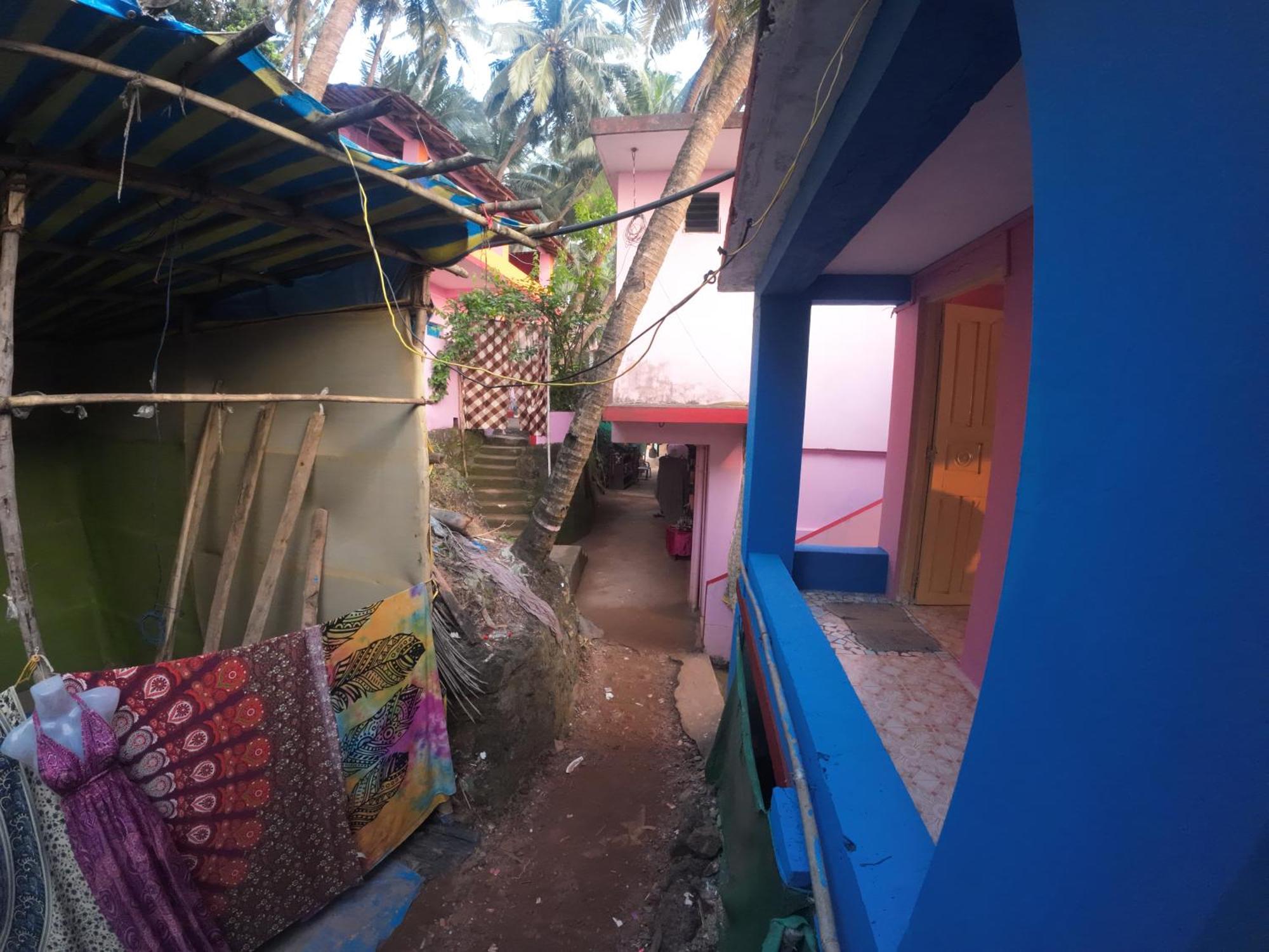 Om Ganesh Guest House Cliffside Arambol Dış mekan fotoğraf