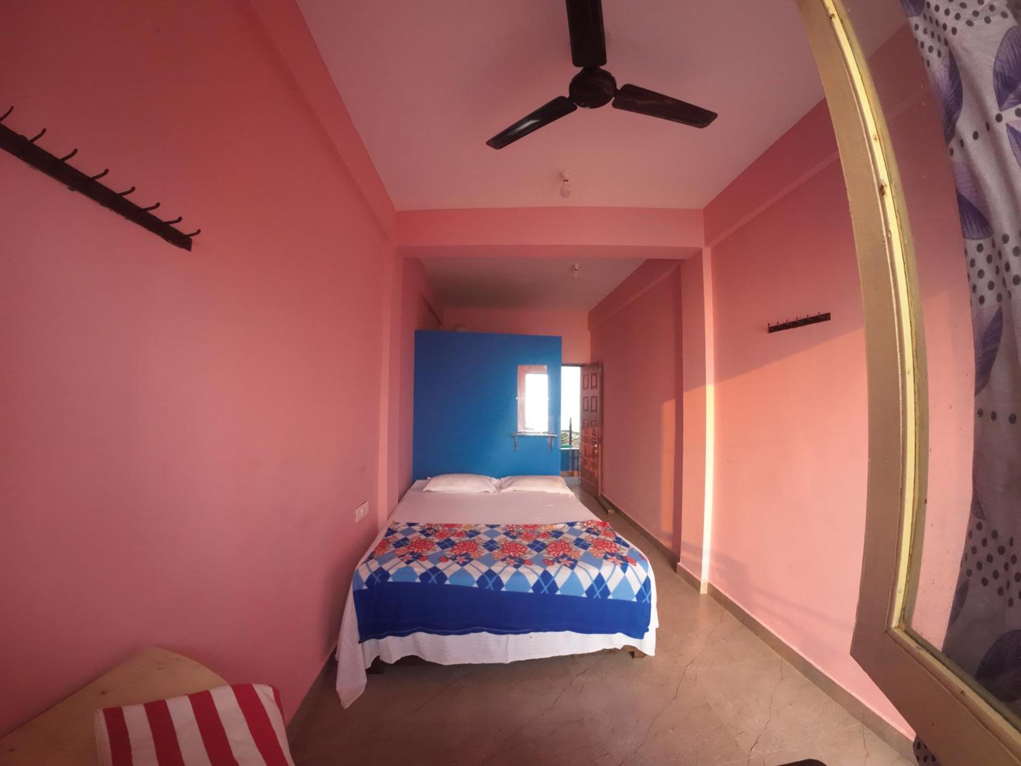 Om Ganesh Guest House Cliffside Arambol Dış mekan fotoğraf