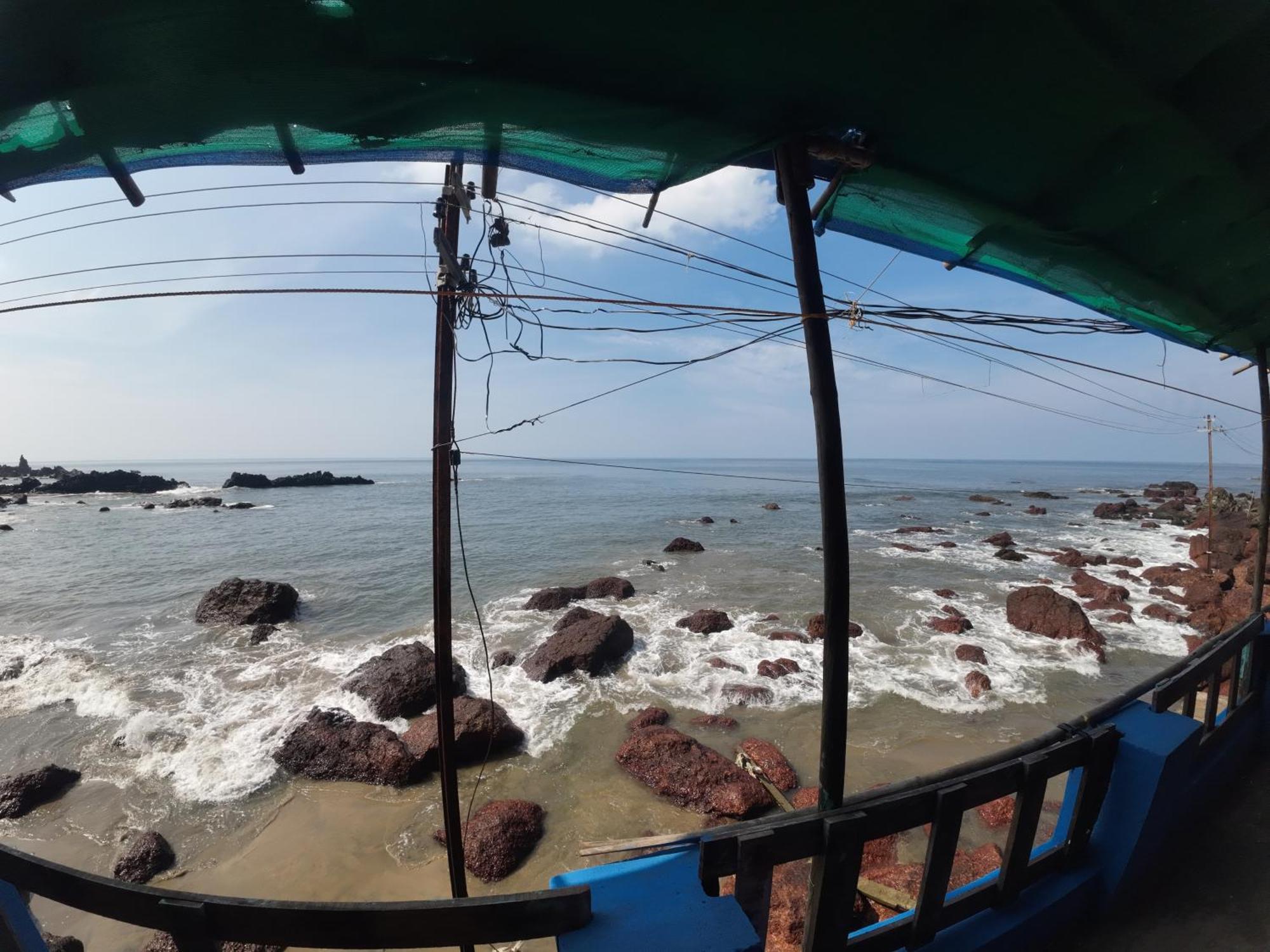 Om Ganesh Guest House Cliffside Arambol Dış mekan fotoğraf